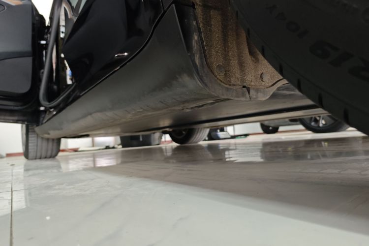 特斯拉 Model Y 2022款 改款 后轮驱动版局部细节9002