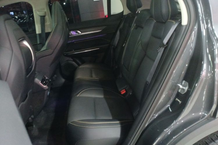 领克01 2023款 2.0TD 两驱型Pro中控内饰7004