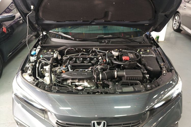 本田 思域 2022款 240TURBO CVT燃动版机舱底盘24