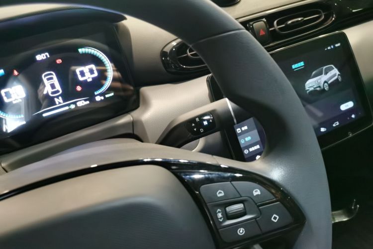 零跑汽车 零跑T03 2024款 200轻享版中控内饰18