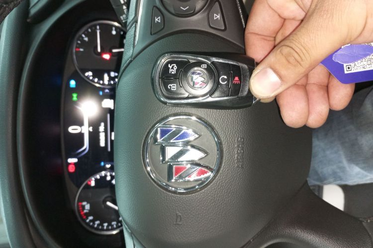 别克 君越 2022款 Avenir艾维亚 先享型中控内饰7001