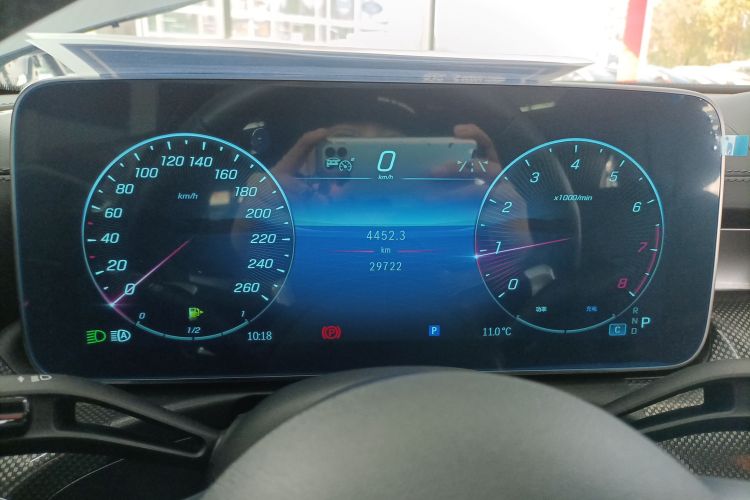 奔驰C级 2023款 改款二 C 260 L 运动版局部细节14