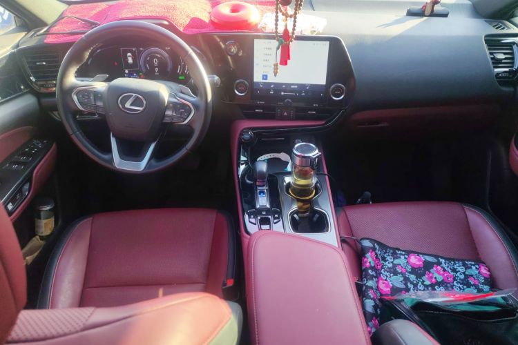 雷克萨斯NX 2023款 350h 前驱 创悦版中控内饰12