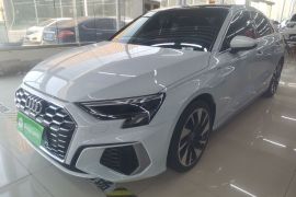 奥迪A3 2024款 A3L Limousine 35 TFSI 时尚运动型