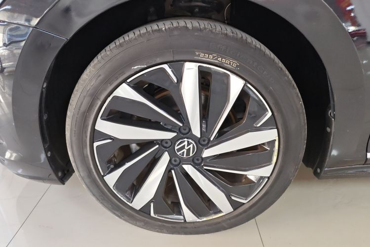 大众 帕萨特 2022款 330TSI 精英版车身外观6007