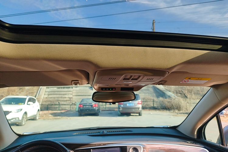 别克 昂科威 2017款 28T 四驱精英型中控内饰22