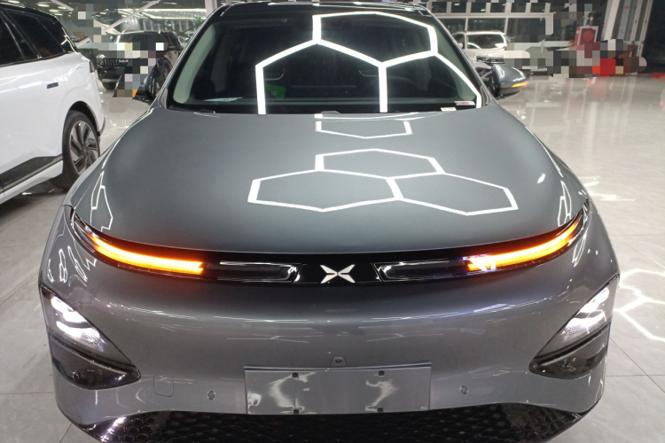 小鹏G6 2023款 755 超长续航 Pro车身外观2