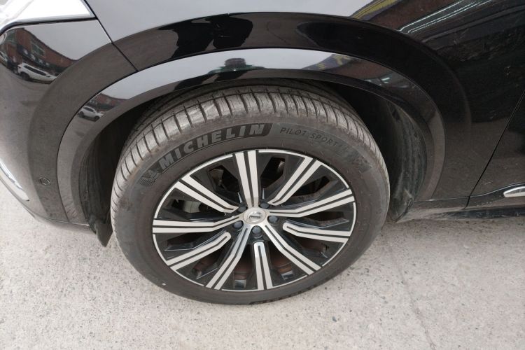 沃尔沃XC90 2023款 B6 智雅豪华版 7座车身外观6007