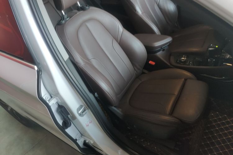 宝马X1 2018款 sDrive18Li 尊享型局部细节41