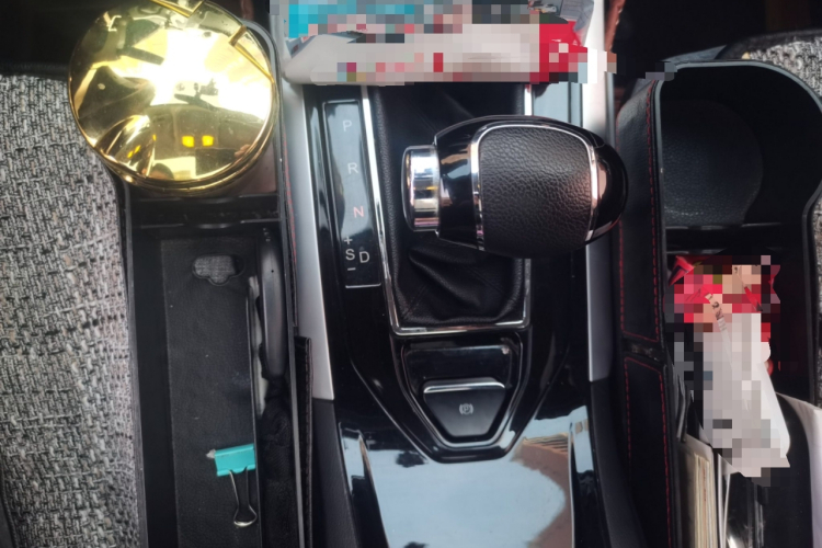 海马S5青春版 2018款 1.6L CVT豪华型中控内饰18