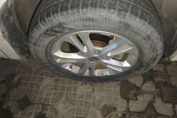 哈弗M6 2017款 1.5T 自动两驱精英型车身外观10