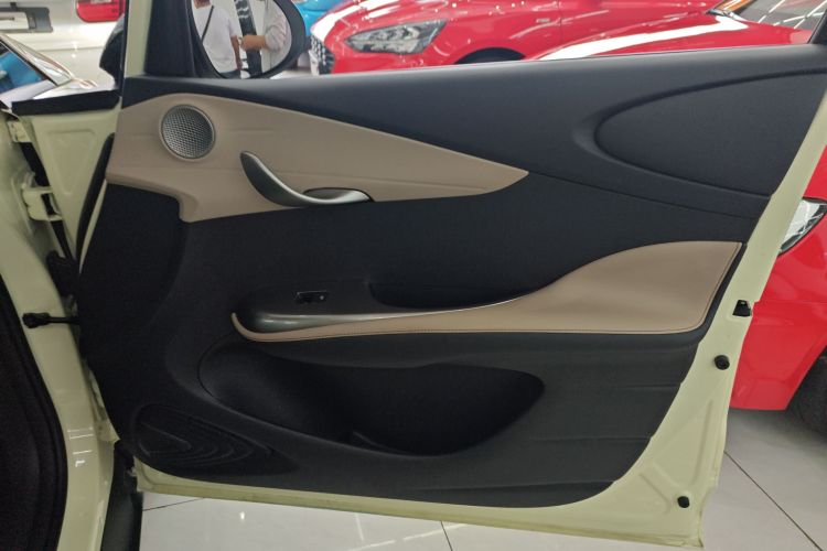 比亚迪 海豚 2023款 420km 时尚版中控内饰42