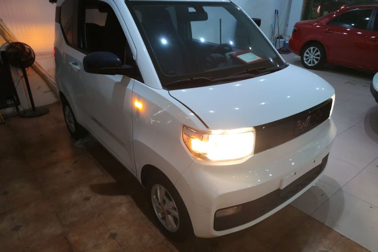 五菱汽车 宏光MINIEV 2020款 自在款 磷酸铁锂车身外观3