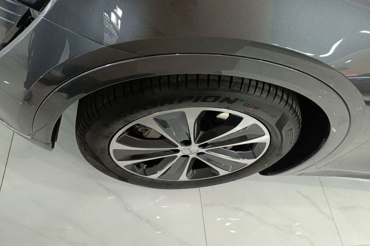 鸿蒙智行 智界R7 2025款 增程 251km Max车身外观6007