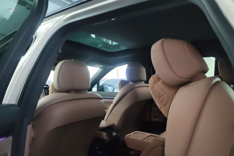 蔚来ES8 2024款 75kWh中控内饰22