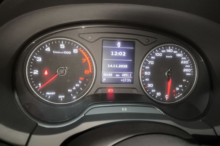 奥迪A3 2019款 Sportback 35 TFSI 运动型 国VI中控内饰14