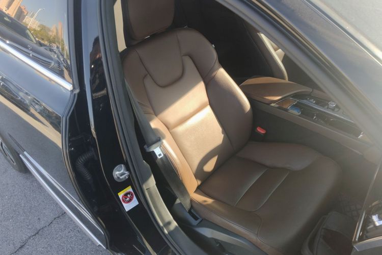 沃尔沃S90 2022款 B5 智逸豪华版局部细节41