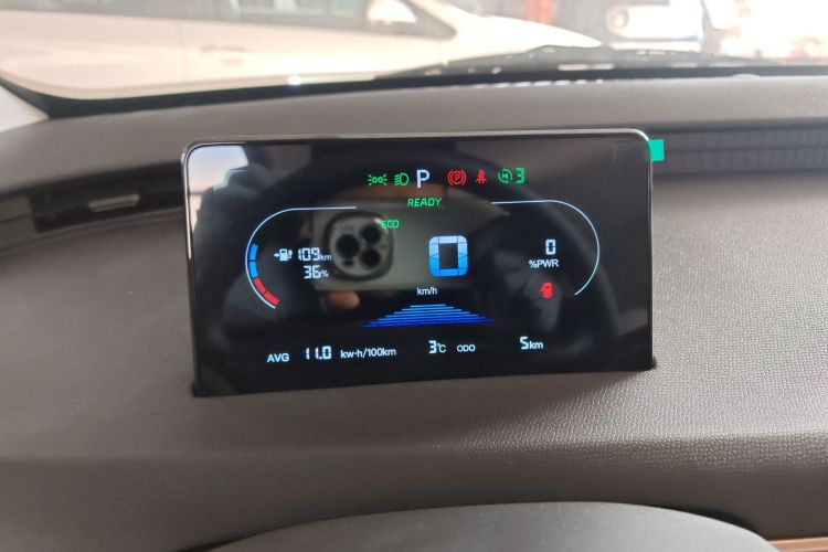 凯翼拾月 2026款 Mate 305km 国轩踏浪版中控内饰14