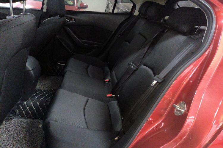 马自达3 昂克赛拉 2019款 云控版 两厢 1.5L 自动舒适型 国VI中控内饰7004