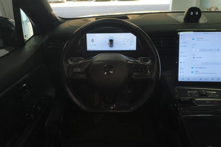 蔚来ES6 2022款 75kWh 签名版中控内饰13