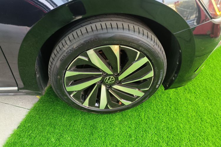 大众 帕萨特 2023款 330TSI 精英版车身外观6008