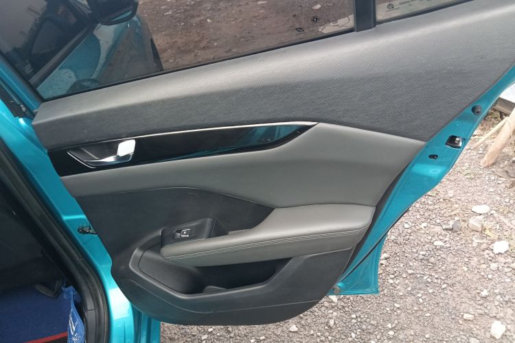 东风风神 奕炫 2020款 230T 自动炫目版中控内饰7006