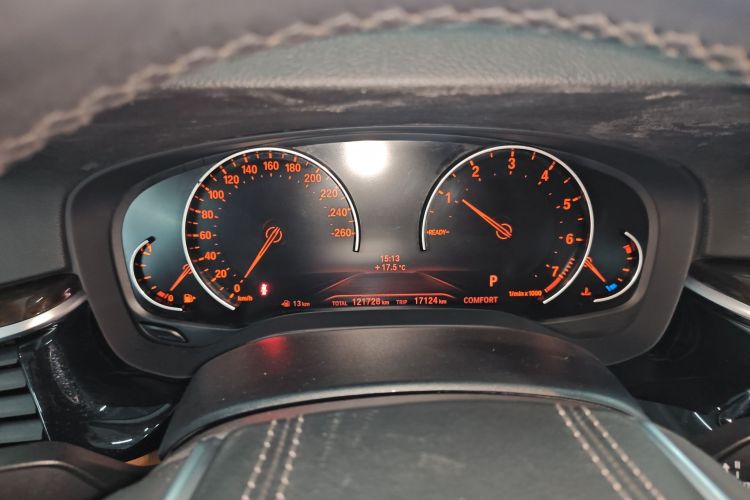 宝马5系 2018款 528Li 上市特别版局部细节14