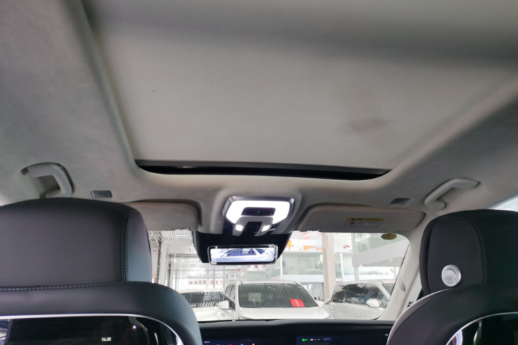 红旗E-HS9 2022款 660km 旗领版 四座中控内饰22