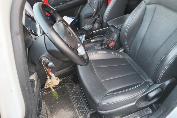 吉利汽车 远景X3 2019款 升级版 1.5L CVT精英型局部细节19