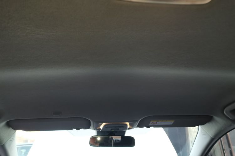 丰田 卡罗拉 2023款 1.8L 智能电混双擎 先锋版中控内饰22