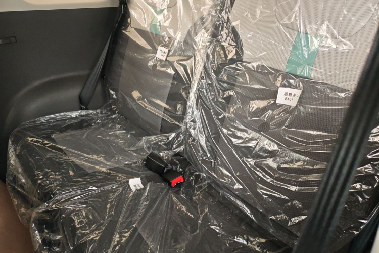 长安启源 长安Lumin 2025款 205km 香沁款中控内饰21