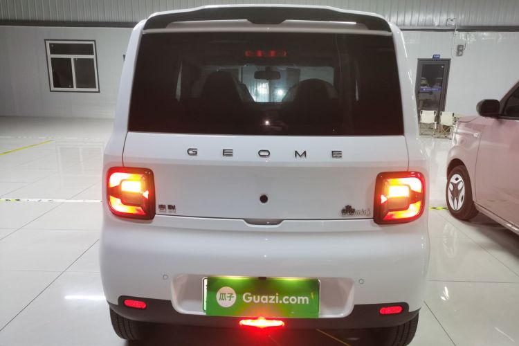 吉利银河 熊猫 2025款 210km 元气熊车身外观6