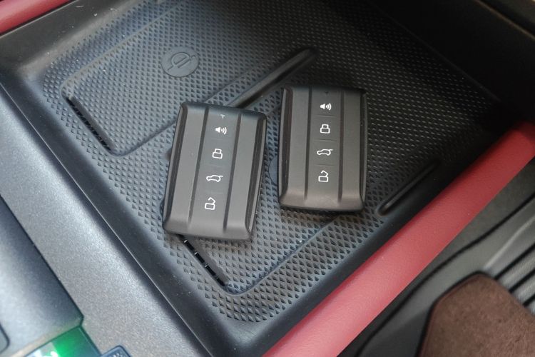 坦克300新能源 2025款 Hi4-T中控内饰7001