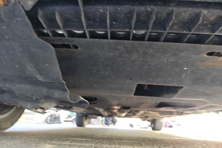 丰田 威驰FS 2017款 1.5L CVT锋驰版局部细节9008