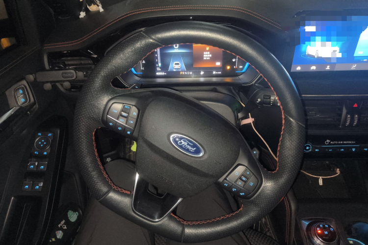 福特 福克斯 2021款 三厢 EcoBoost 180 自动ST Line中控内饰13