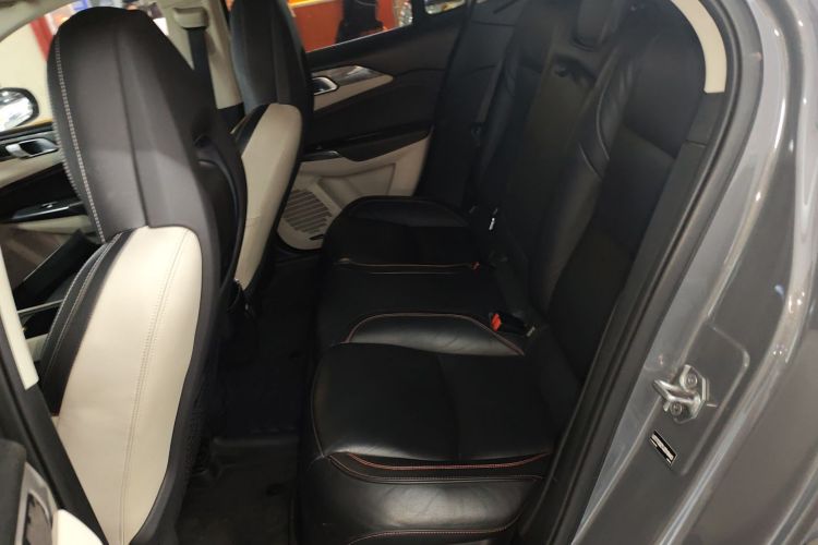 领克02 2018款 1.5T DCT两驱耀Pro版 国V中控内饰21