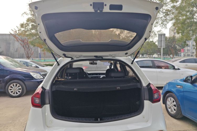 吉利汽车 远景X3 2019款 升级版 1.5L CVT精英型局部细节23