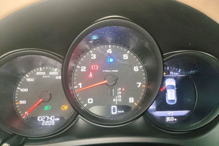 保时捷 2017款  Macan 2.0T中控内饰14