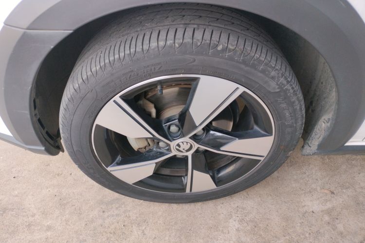 斯柯达 明锐 2019款 旅行车 TSI280 DSG豪华版 国VI车身外观6001