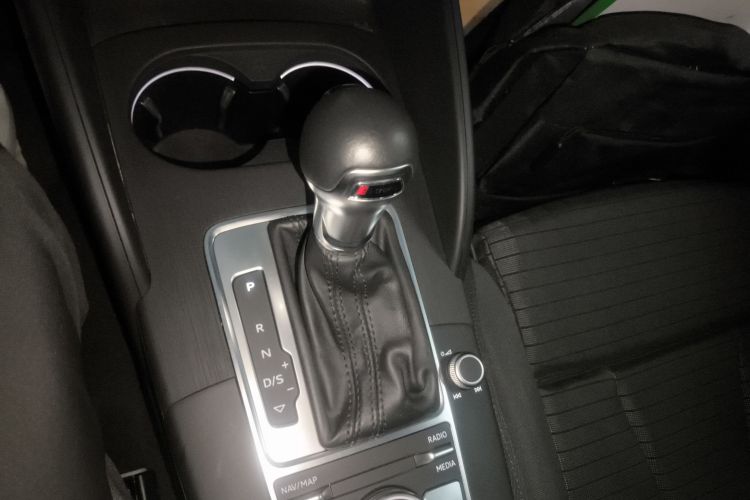 奥迪A3 2019款 Sportback 35 TFSI 运动型 国VI中控内饰18