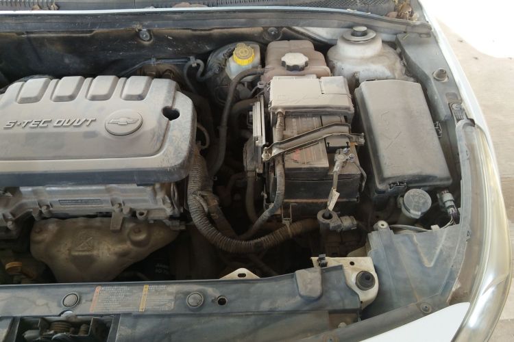 雪佛兰 科鲁兹 2015款 1.5L 经典 SE MT机舱底盘26