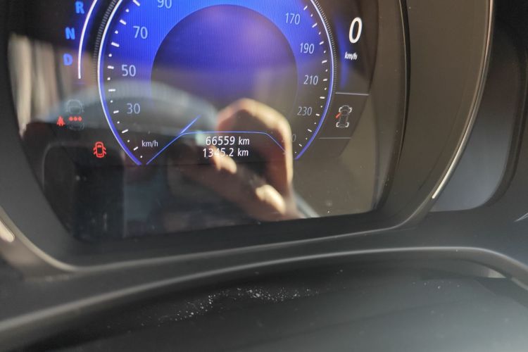 雷诺 科雷嘉 2016款 2.0L 两驱豪华版中控内饰15