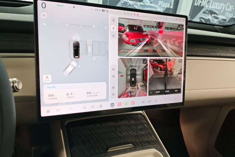 乐道L90 2025款 Ultra 六座版中控内饰16