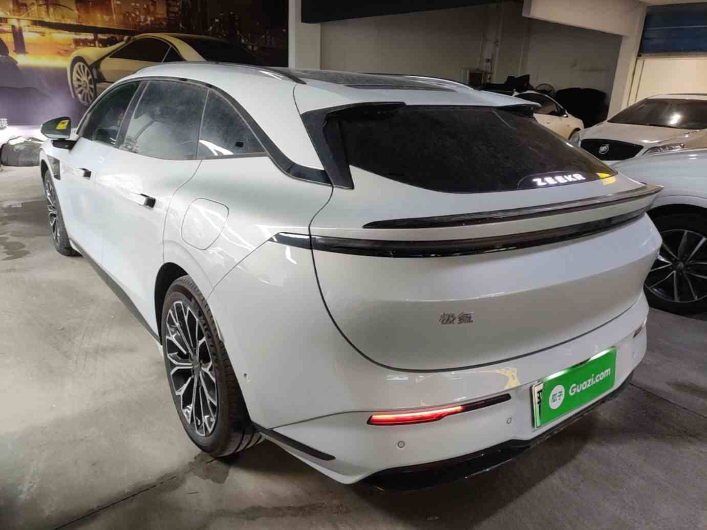 极氪007GT 2025款 后驱智驾版 75kWh(3)