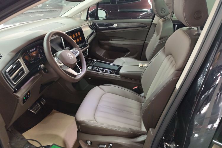 大众 威然 2024款 380TSI 尊驰版局部细节19