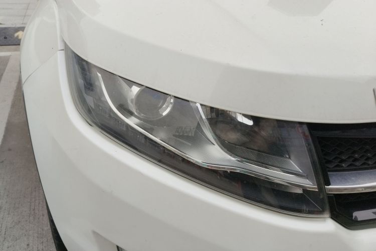 陆风X7 2015款 2.0T 全景尊贵版车身外观8