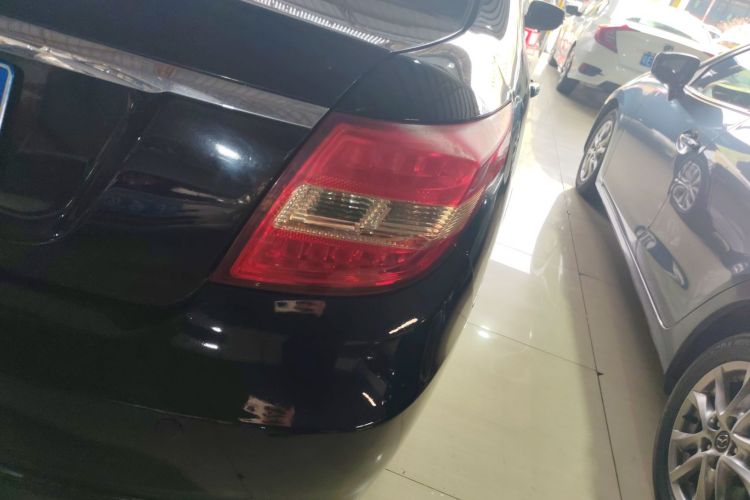 吉利汽车 远景 2016款 1.5L 自动幸福版车身外观6006