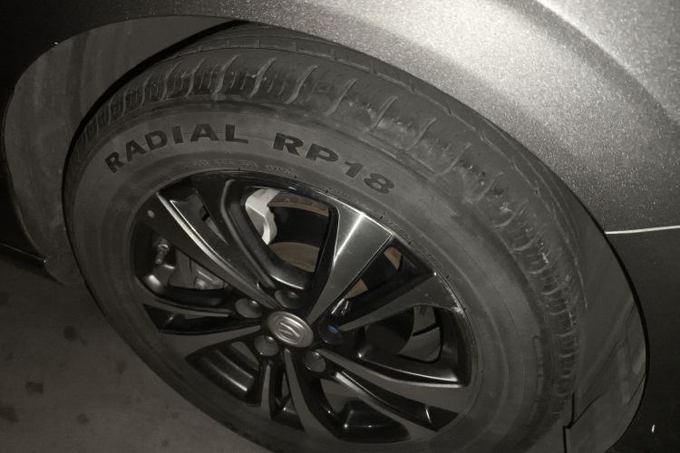 长安 逸动 2020款 PLUS 1.6L GDI 自动豪华型车身外观10