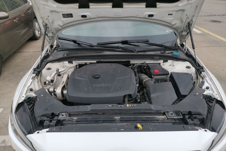 沃尔沃S60 2021款 T4 智逸豪华版机舱底盘24