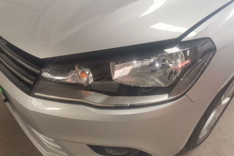 大众 捷达 2013款 1.6L 手动舒适型局部细节36